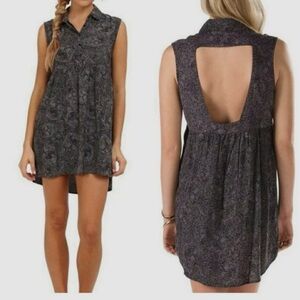 Vans Black Patterned Sleeveless Blouse